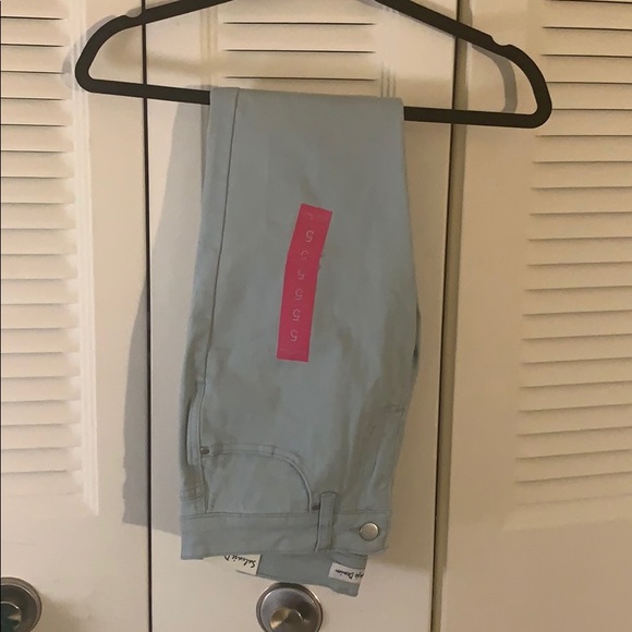 Jeans - Picture 1 of 1